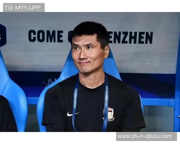 球星眼中的中国足球教练:从球员到教练的转型与挑战 球星眼中的中国足球教练:从球员到教练的转型与挑战